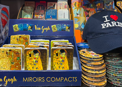 Picutre of compact mirrors and hat